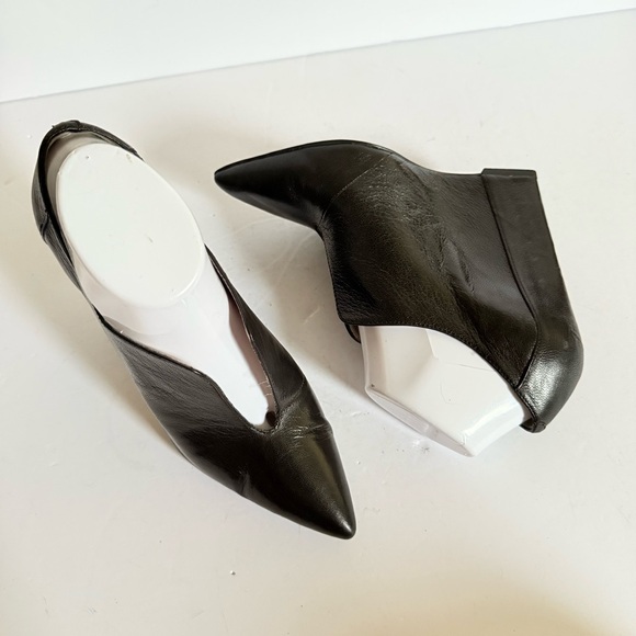 Donald J. Pliner Black Ankle Boots - Picture 3 of 16